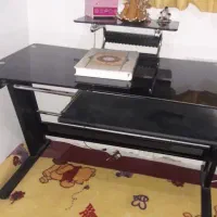 میز کامپیوتر و اداری