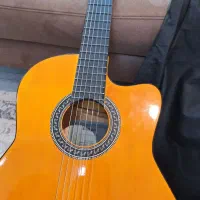 گیتار یاماها c40