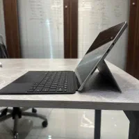 سرفیس گو ۸/۱۲۸ به همراه کیبرد