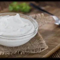 ماست های مزه دار(ماست مزه)