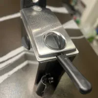 سرخکن دلونگی ایتالیایی باشیر تخلیه و تصفیه روغن