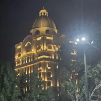 فروش ملک تجاری در برج دبستان ۲۸۳ متری
