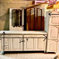 در،پنجره و کابینت آهنی- در چوبی آپارتمان