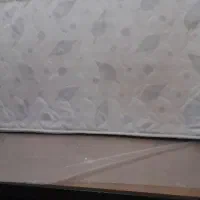 تخت خواب تک‌نفره