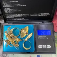 ۱۰گرم طلا قابل استفاده ۵۰بالای تابلو‌
