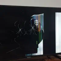 تلویزیون پنل شکسته|تلویزیون و پروژکتور|رشت, کوی قدس|دیوار