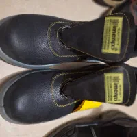 کفش کار ایرانی سایز 43|کیف، کفش، کمربند|نجف‌آباد, یزدانشهر|دیوار