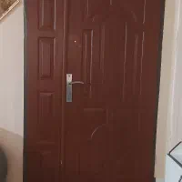 درب آپارتمانی