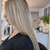 تخصصی فوق حرفه ای  احیاو صافی و رنگ ولایت|خدمات آرایشگری و زیبایی|مشهد, سجاد شهر|دیوار