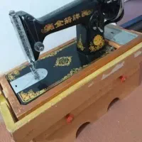 چرخ خیاطی قدیمی