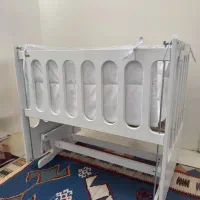 تخت کنارمادر دیوانکو|تخت و صندلی بچه|شیراز, شهرک گلستان شمالی|دیوار