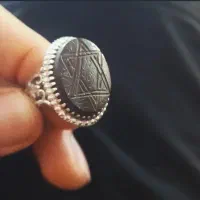 انگشتر فاخر و قدرتمند