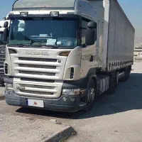 اسکانیا با تریلی چادری