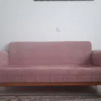 سلام  یک سرویس مبل ۷نفره و۲عددروفرشی بفروش می‌رسد