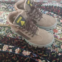 نیم بوت درحدنو