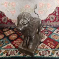شیرعلامت