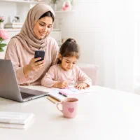 کار در منزل با گوشی برای بانوان
