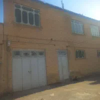 فروش یک دستگاه ساختمان یک طبقه و نیم قابل سکونت