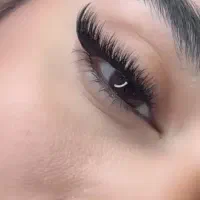 کاشت مژه دوشان فقط ۴۰۰