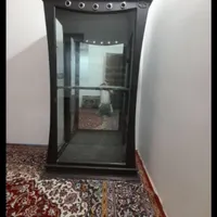 ویترین شیشه ایی