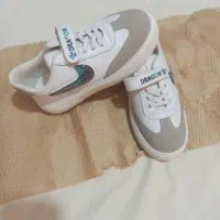 کفش اسپورت|کفش و لباس بچه|شاهین‌شهر, شهرک گلدیس|دیوار