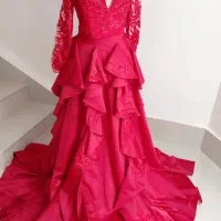 قرمز|لباس|قره ضیاالدین, |دیوار