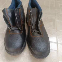 کفش کار سایز ۴۰