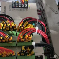 مونتاژ تابلو برق های صنعتی|خدمات پیشه و مهارت|فردوسیه, |دیوار