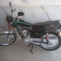 موتور سیکلت تکتاز ۱۲۵ مدل ۱۴۰۴