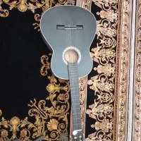 گیتاربسیار تمیز