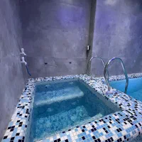 اجاره روزانه ویلا استخردار جکوزی دار نوساز جنگلی|اجارهٔ کوتاه‌مدت ویلا و باغ|ایزدشهر, |دیوار