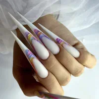 **آموزش و خدمات ناخن توسط مدرس ارشد بین المللی**