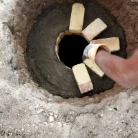 چاه کن حفاری چاه آب و فاضلاب کندن استخر