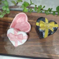 جای جواهری  قلب در رنگ بندی مختلف