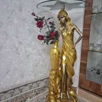 میز تلفن مجسمه