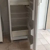 یخچال آزمایش