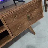 میز تی وی|میز تلویزیون|رشت, حمیدیان|دیوار