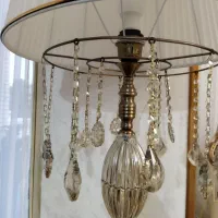 اباژور ایستاده