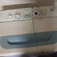 یک عددماشین لباسشوی پاکشما