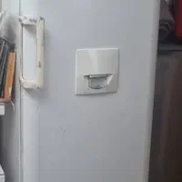 یخچال با  موتور ایتالیایی و  طبقات شیشه ای محکم