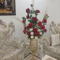 گل رز با گلدان