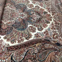 فرش ماشینی ۱۲متری ۷۰۰شانه یک نوهست یک درحددنو