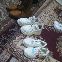 ۲ جفت کتونی یه جفت بوت اورجینال