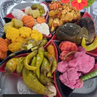 فروش ادویجات وترشیجات خانگی|خوردنی و آشامیدنی|شاهین‌شهر, خانه کارگر|دیوار