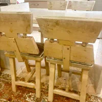 فروش ۲ عدد صندلی چوبی