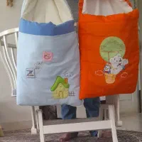 یه عدد تاب بچه ودوعدد کیسه خاب نوزاد|تخت و صندلی بچه|هشتگرد, شهرک راه آهن|دیوار