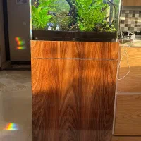 کمد و  اکواریوم