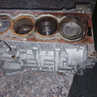 نیم موتور پژو405