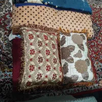 یه جفت پشتی گلدوزی یه جفت سنتی|رختخواب، بالش، پتو|زاهدان, |دیوار