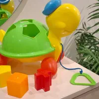 تعدادی اسباب بازی در حد نو